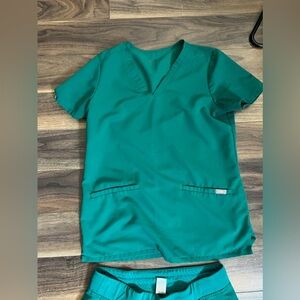 FIGS SCRUBS - 4 COLOURS